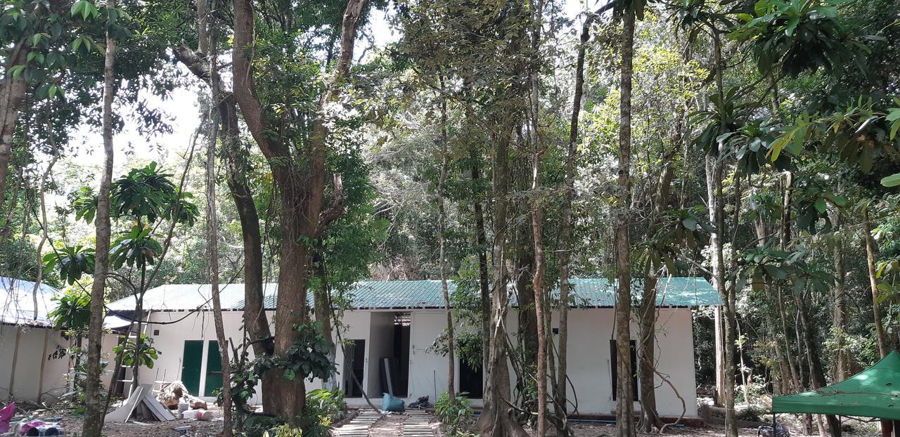 Hostel Jungle Republic Koh Rong Sanloem Exterior foto